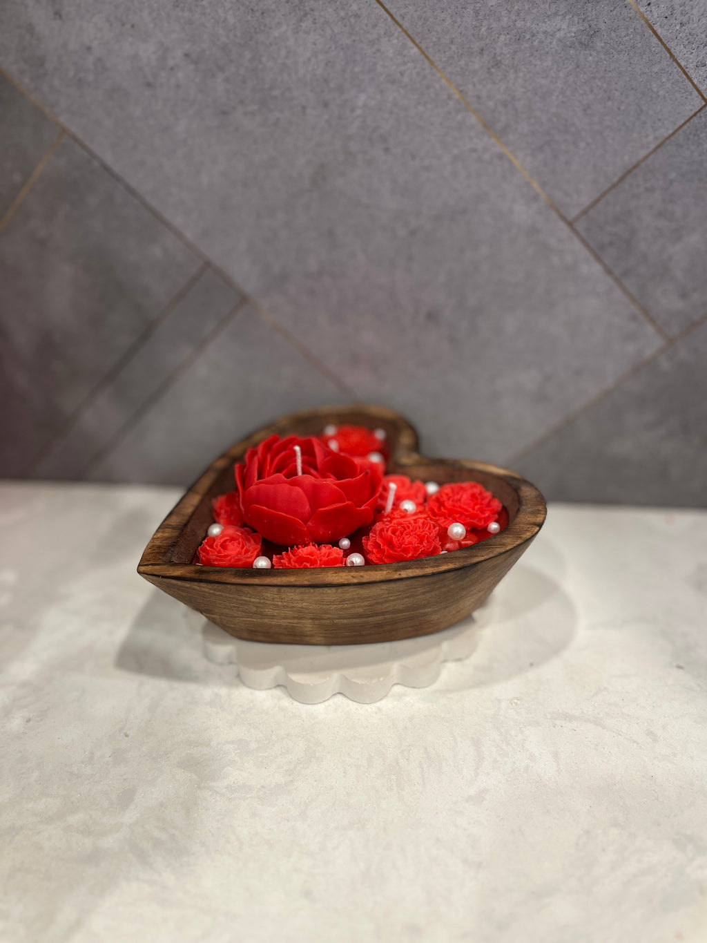 Wooden heart rose candle